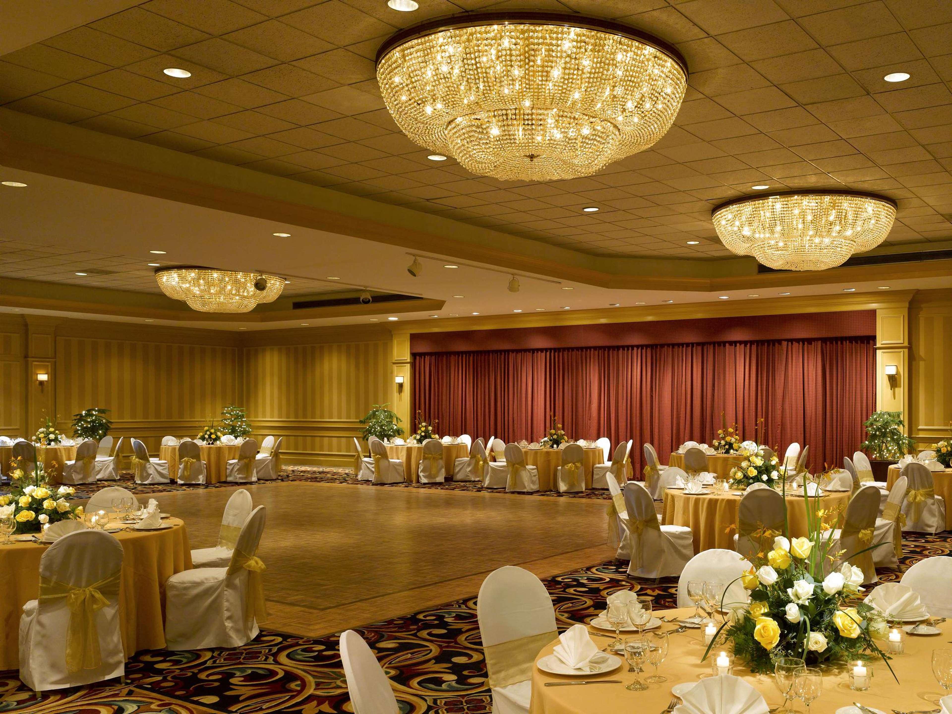 Doubletree By Hilton Hotel Burlington Vermont Экстерьер фото